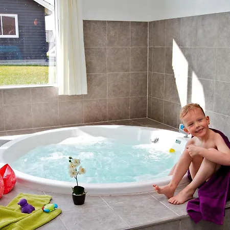 Luxury Pool Retreat In Kegnaes - By Traum Høruphav